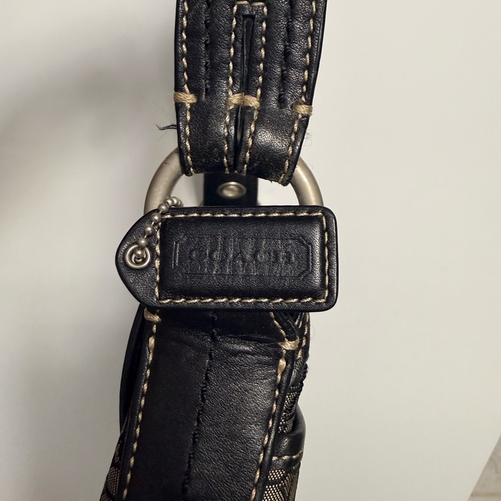 Vintage Y2K Coach Soho Signature C Flap Shoulder Bag Hobo F10925 Black Canvas - Picture 4 of 14